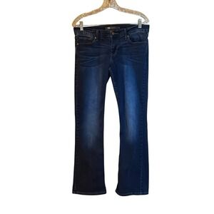 Levis 524 Jeans Womens 9 Low Boot Cut Stretch Dark To Medium Wash Denim S45598